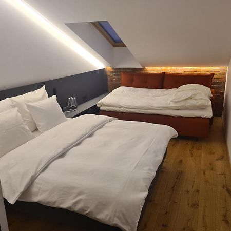 Dunten Hotel Tallin Exterior foto