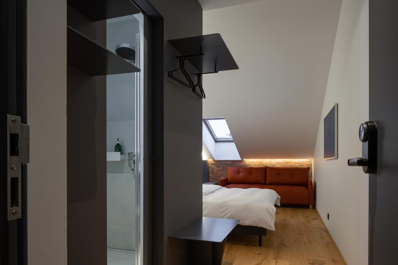Dunten Hotel Tallin Exterior foto