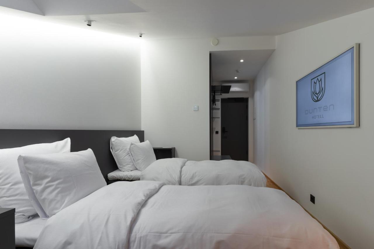 Dunten Hotel Tallin Exterior foto